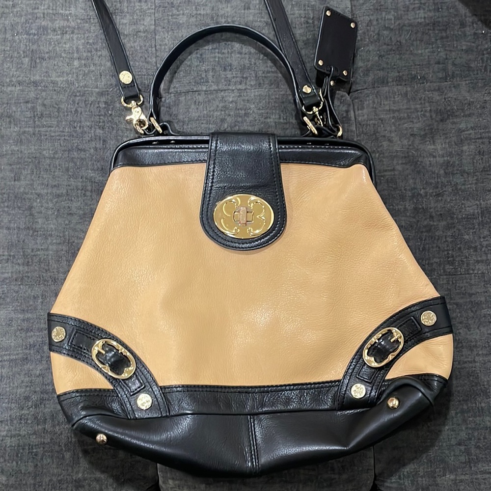 Emma Fox leather purse